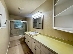 905 Rambling Oaks Dr, Norman