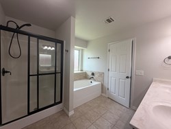 11309 NW 99th St, Yukon