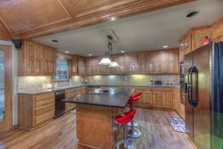 8632 S Braden Ave, Tulsa