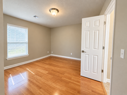 7908 Woodbend Ln, Oklahoma City