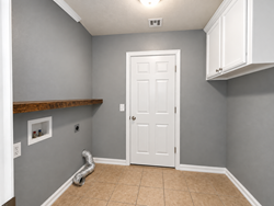 7908 Woodbend Ln, Oklahoma City
