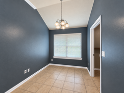 7908 Woodbend Ln, Oklahoma City