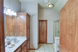 2340 Chadwick Dr, Norman