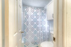 3722 E 85th Pl, Tulsa