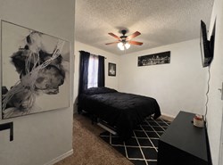 1034 W Kyle Way, Mustang