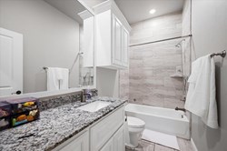 712 NW 199th St, Edmond