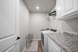 712 NW 199th St, Edmond