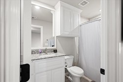 712 NW 199th St, Edmond