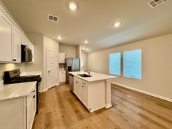 612 NE 107th St, Oklahoma City