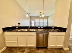 1101 Merlin Dr, Norman