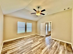 1101 Merlin Dr, Norman