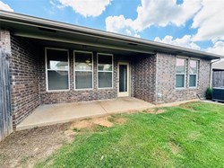 1101 Merlin Dr, Norman