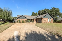 1321 Harding Ave, Edmond