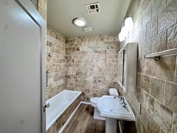 2521 NW 12th St, Oklahoma City