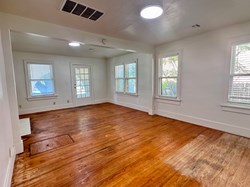 2523 NW 12th St, Oklahoma City