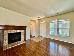 400 Pacific Crest Trail, Edmond
