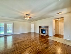 400 Pacific Crest Trail, Edmond