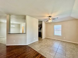 400 Pacific Crest Trail, Edmond