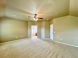 400 Pacific Crest Trail, Edmond