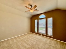 400 Pacific Crest Trail, Edmond