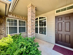 400 Pacific Crest Trail, Edmond