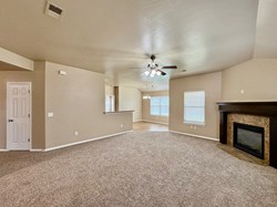 422 Oregon Trl, Edmond