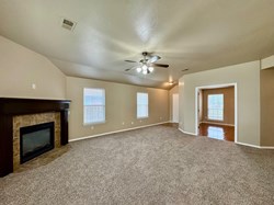 422 Oregon Trl, Edmond