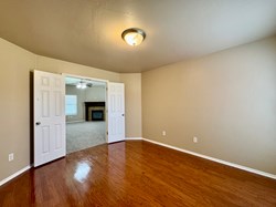 422 Oregon Trl, Edmond