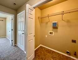 422 Oregon Trl, Edmond