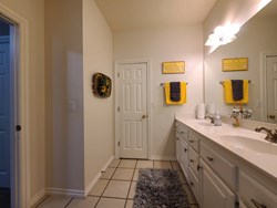 413 Hamptonridge Rd, Edmond