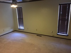 1037 NW 166th St, Edmond