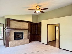 1037 NW 166th St, Edmond