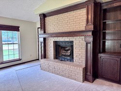 1037 NW 166th St, Edmond