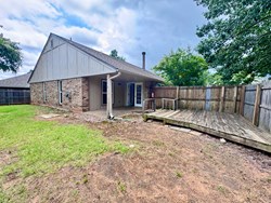 1037 NW 166th St, Edmond