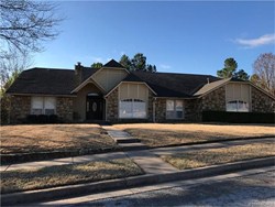 501 E Winston Cir, Broken Arrow