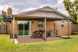 820 S Highland Dr, Mustang