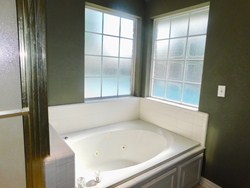 10400 Whitechapel St, Oklahoma City