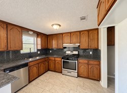 1054 Cumberland Mansion, Yukon