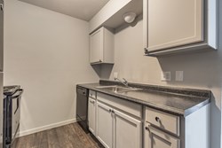 900 E Wayne St #208, Edmond