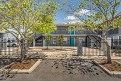 900 E Wayne St #211, Edmond