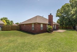 429 E Magnolia Ter, Mustang