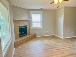 9904 SE 43rd St, Oklahoma City