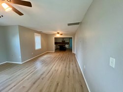 9904 SE 43rd St, Oklahoma City