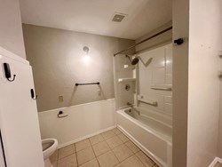 9904 SE 43rd St, Oklahoma City