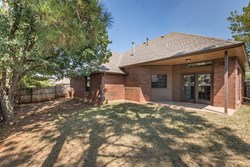 1809 Courtney Ln, Edmond