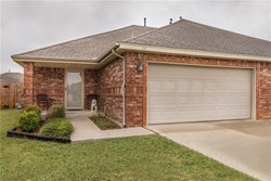 924 SW 37th St, Moore