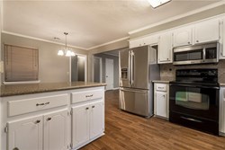 3313 Meadow Ln, Edmond