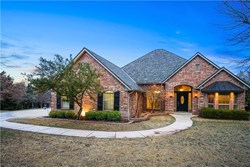 9417 Forest Dale Dr, Oklahoma City