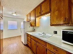 319 E Edwards St #11, Edmond