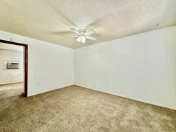 319 E Edwards St #11, Edmond